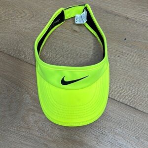 Nike tennis visor